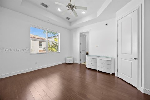 Touwnhouse à vendre à Boynton Beach, Floride: 4 chambres, 167.41 m2 № 2033990 - photo 25