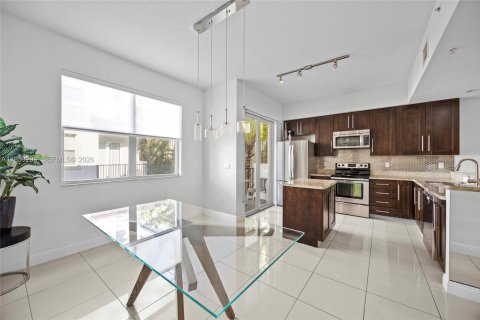 Touwnhouse à vendre à Boynton Beach, Floride: 4 chambres, 167.41 m2 № 2033990 - photo 18