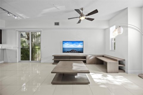 Touwnhouse à vendre à Boynton Beach, Floride: 4 chambres, 167.41 m2 № 2033990 - photo 9