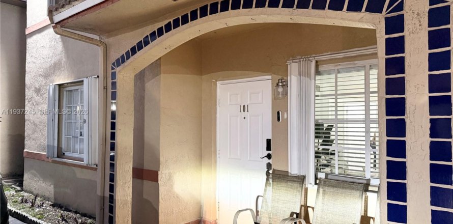 Appartement à Hialeah, Floride 2 chambres, 80.82 m2 № 1998998