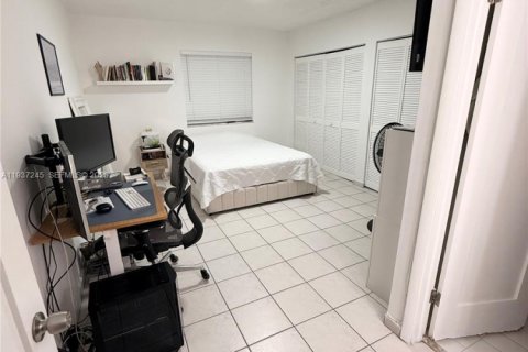 Appartement à louer à Hialeah, Floride: 2 chambres, 80.82 m2 № 1998998 - photo 13