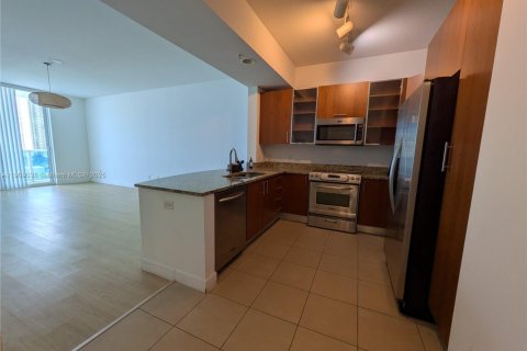 Condominio en venta en Hallandale Beach, Florida, 1 dormitorio, 83.61 m2 № 1992326 - foto 12