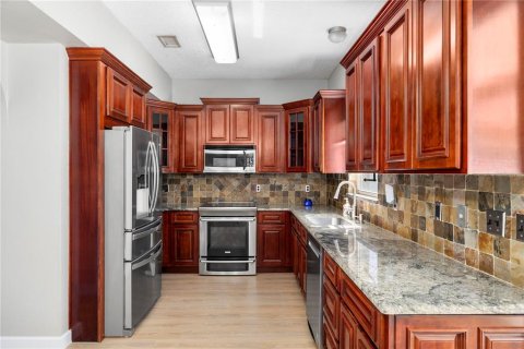 House in Oldsmar, Florida 4 bedrooms, 210.89 sq.m. № 1584794 - photo 7