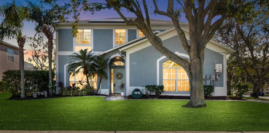 House in Oldsmar, Florida 4 bedrooms, 210.89 sq.m. № 1584794