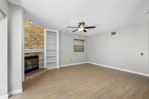House in Oldsmar, Florida 4 bedrooms, 210.89 sq.m. № 1584794 - photo 12