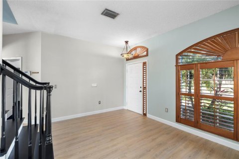 House in Oldsmar, Florida 4 bedrooms, 210.89 sq.m. № 1584794 - photo 5