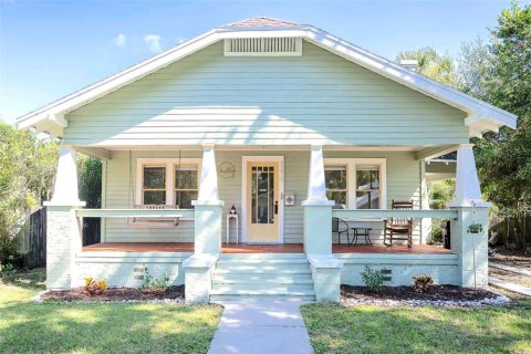 Villa ou maison à vendre à Tampa, Floride: 2 chambres, 90.67 m2 № 1905192 - photo 1