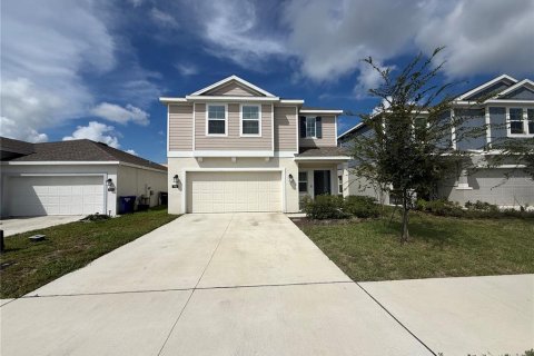 House in Winter Haven, Florida 4 bedrooms, 179.58 sq.m. № 2379043 - photo 25