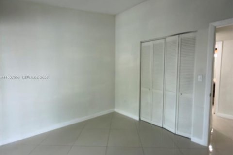 Купить кондоминиум в Майами, Флорида 2 спальни, 77.57м2, № 2179544 - фото 27