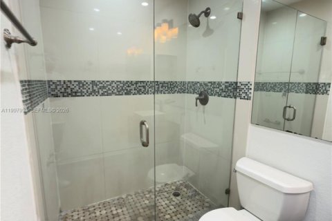 Купить кондоминиум в Майами, Флорида 2 спальни, 77.57м2, № 2179544 - фото 28