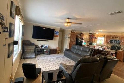 Apartamento en alquiler en Bronson, Florida, 3 dormitorios, 144.93 m2 № 1887144 - foto 4