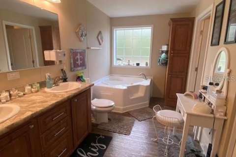 Apartamento en alquiler en Bronson, Florida, 3 dormitorios, 144.93 m2 № 1887144 - foto 15