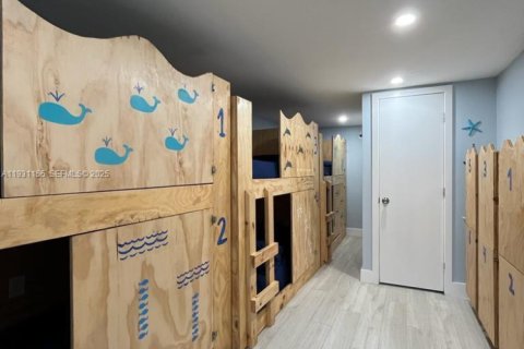 Immobilier commercial à vendre à Miami, Floride: 296.17 m2 № 2034573 - photo 30