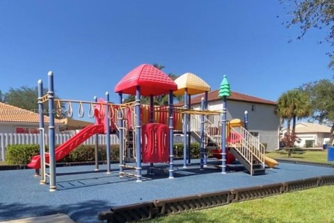 House in Miramar, Florida 3 bedrooms, 153.29 sq.m. № 1977086 - photo 3