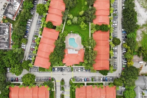 Condominio en venta en Davie, Florida, 2 dormitorios, 85.1 m2 № 1895948 - foto 26