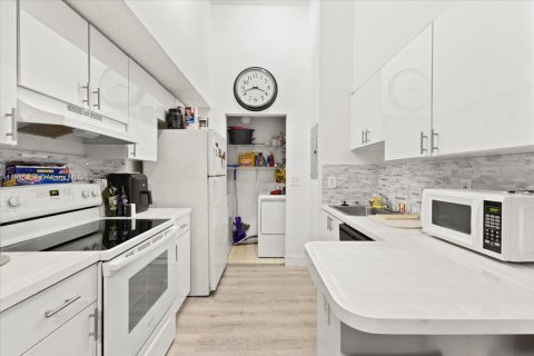 Condominio en venta en Davie, Florida, 2 dormitorios, 85.1 m2 № 1895948 - foto 4