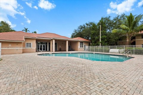 Condominio en venta en Davie, Florida, 2 dormitorios, 85.1 m2 № 1895948 - foto 24