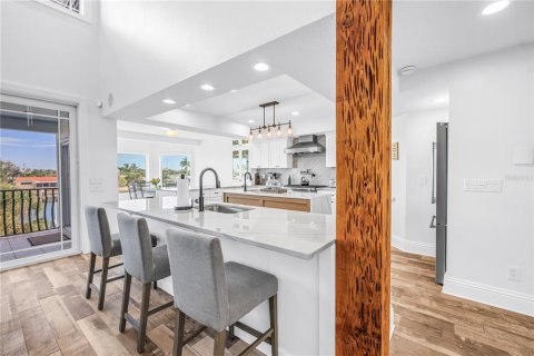 Villa ou maison à vendre à Saint Pete Beach, Floride: 5 chambres, 442.77 m2 № 2399544 - photo 18
