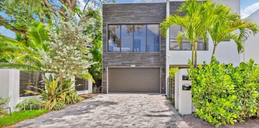Touwnhouse à Fort Lauderdale, Floride 5 chambres, 284.84 m2 № 1949683