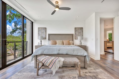 Touwnhouse à vendre à Fort Lauderdale, Floride: 5 chambres, 284.84 m2 № 1949683 - photo 12