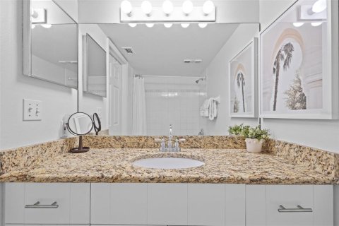 Condominio en venta en Saint Pete Beach, Florida, 2 dormitorios, 74.32 m2 № 1765092 - foto 15
