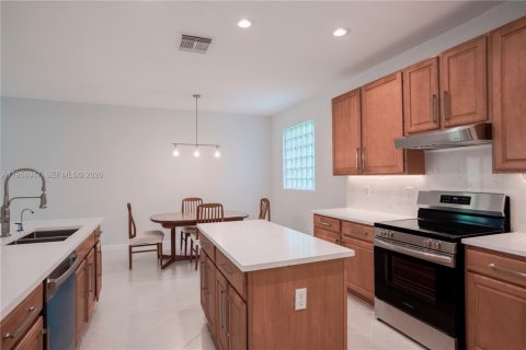 Casa en alquiler en Delray Beach, Florida, 3 dormitorios, 256.5 m2 № 2017973 - foto 12