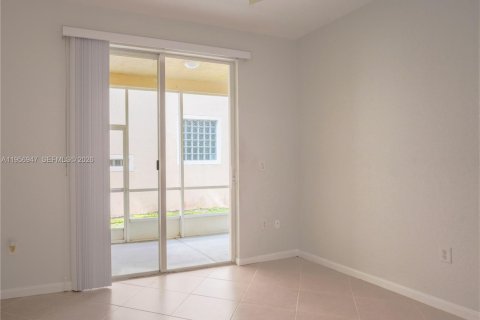 Casa en alquiler en Delray Beach, Florida, 3 dormitorios, 256.5 m2 № 2017973 - foto 9