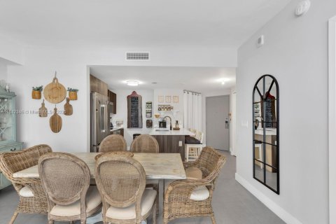 Copropriété à louer à Miami, Floride: 2 chambres, 107.86 m2 № 1834126 - photo 14