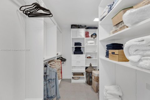 Copropriété à louer à Miami, Floride: 2 chambres, 107.86 m2 № 1834126 - photo 30