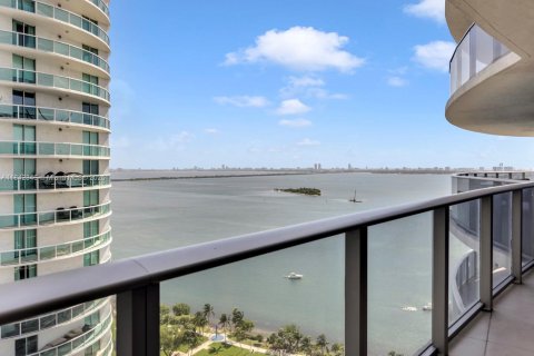 Copropriété à louer à Miami, Floride: 2 chambres, 107.86 m2 № 1834126 - photo 2