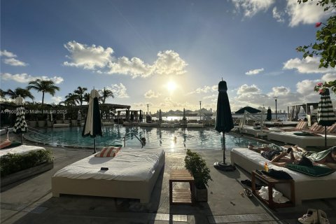 Condominio en venta en Miami Beach, Florida, 1 dormitorio, 64.66 m2 № 1952206 - foto 7