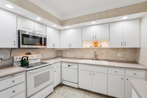 Купить кондоминиум в Сент-Питерсберг, Флорида 3 комнаты, 149.11м2, № 2141515 - фото 10