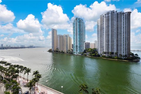 Copropriété à louer à Miami, Floride: 1 chambre, 82.78 m2 № 2170884 - photo 5