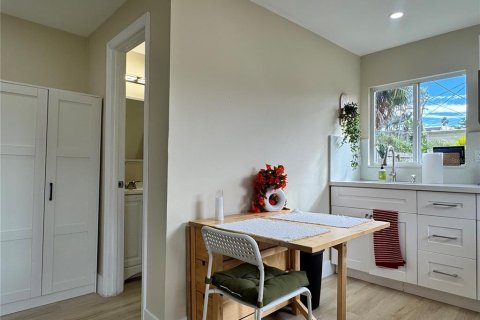 Appartement à louer à Saint Petersburg, Floride: 1 chambre, 37.16 m2 № 2433356 - photo 4