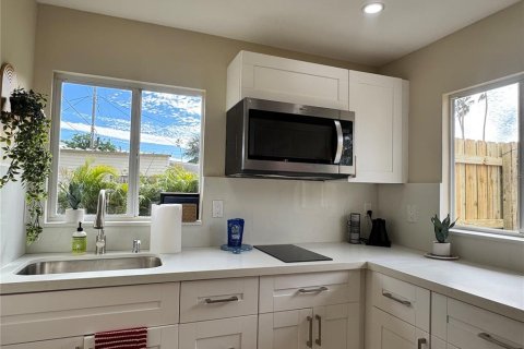 Appartement à louer à Saint Petersburg, Floride: 1 chambre, 37.16 m2 № 2433356 - photo 5