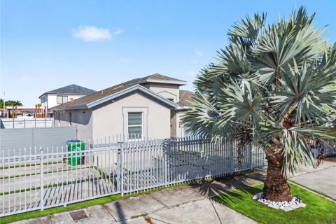 Villa ou maison à vendre à Homestead, Floride: 3 chambres, 156.54 m2 № 2367552 - photo 4