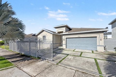 Villa ou maison à Homestead, Floride 3 chambres, 156.54 m2 № 2367552