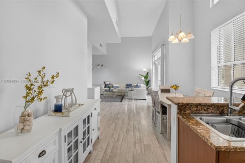 Touwnhouse à vendre à Boynton Beach, Floride: 3 chambres, 156.54 m2 № 2072001 - photo 15