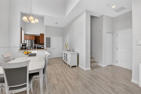 Touwnhouse à vendre à Boynton Beach, Floride: 3 chambres, 156.54 m2 № 2072001 - photo 9