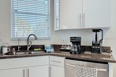 Casa en venta en Ocoee, Florida, 3 dormitorios, 148.09 m2 № 1919668 - foto 8