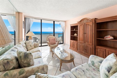 Condominio en venta en Miami Beach, Florida, 1 dormitorio, 79.99 m2 № 1710186 - foto 14