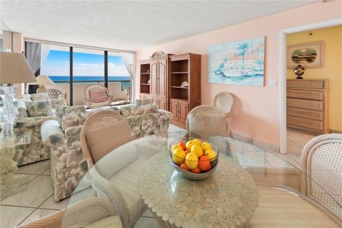 Condominio en venta en Miami Beach, Florida, 1 dormitorio, 79.99 m2 № 1710186 - foto 11