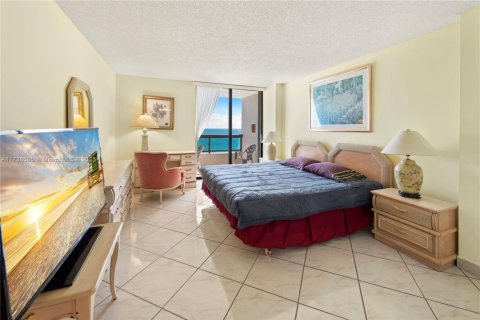 Condominio en venta en Miami Beach, Florida, 1 dormitorio, 79.99 m2 № 1710186 - foto 30