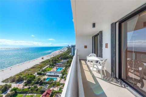 Condominio en venta en Miami Beach, Florida, 1 dormitorio, 79.99 m2 № 1710186 - foto 3