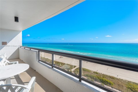 Condominio en venta en Miami Beach, Florida, 1 dormitorio, 79.99 m2 № 1710186 - foto 1