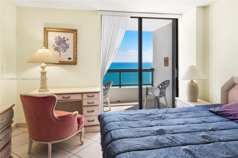 Condominio en venta en Miami Beach, Florida, 1 dormitorio, 79.99 m2 № 1710186 - foto 26