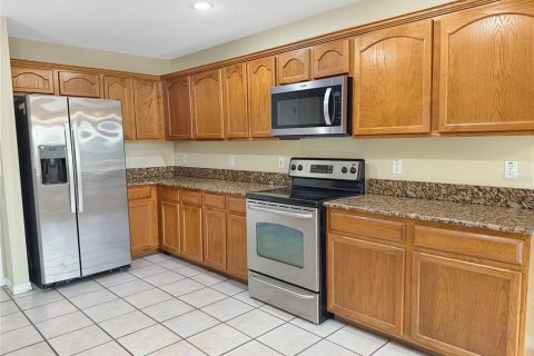 Casa en venta en Altamonte Springs, Florida, 4 dormitorios, 216.18 m2 № 2387638 - foto 8