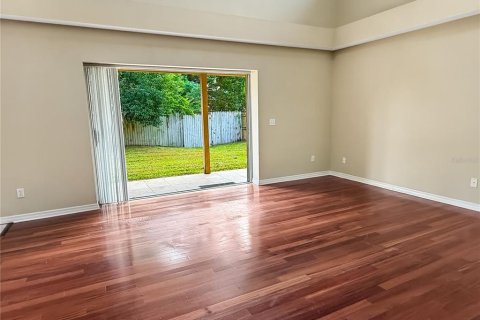 Casa en venta en Altamonte Springs, Florida, 4 dormitorios, 216.18 m2 № 2387638 - foto 9