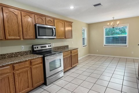 Casa en venta en Altamonte Springs, Florida, 4 dormitorios, 216.18 m2 № 2387638 - foto 6