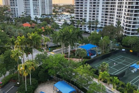 Condo in Aventura, Florida, 3 bedrooms № 2281271 - photo 2